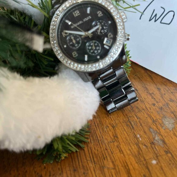 MICHAEL KORS BLACK CERAMIC CRYSTAL WATCH - Picture 2 of 3